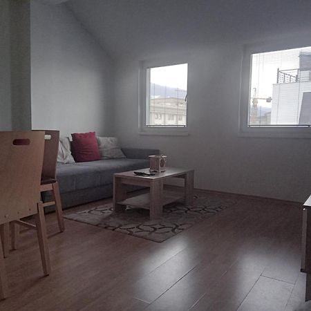 Flamanita Apartments Скопье Экстерьер фото