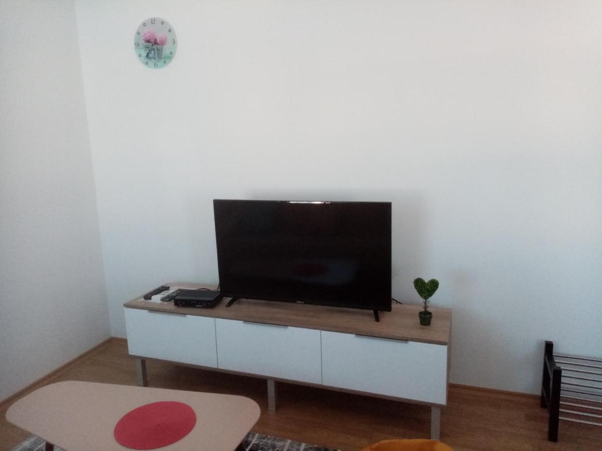 Flamanita Apartments Скопье Экстерьер фото